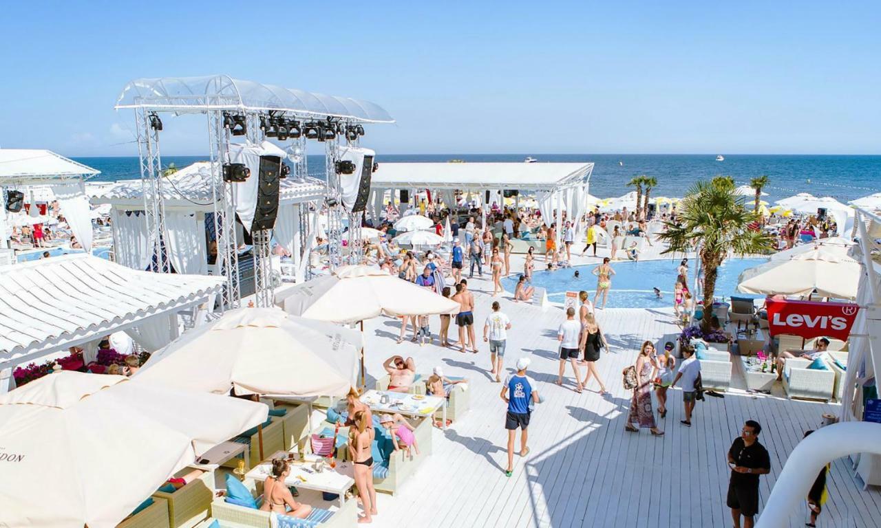 Apartments In Arcadia With Sea View Odessa Dış mekan fotoğraf